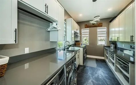7822 Causeway Boulevard S St Petersburg FL 33707