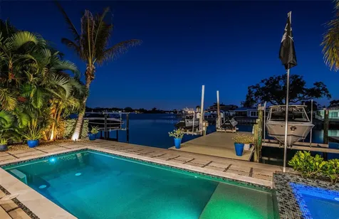 7822 Causeway Boulevard S St Petersburg FL 33707
