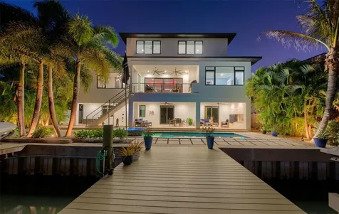 7822 Causeway Boulevard S St Petersburg FL 33707