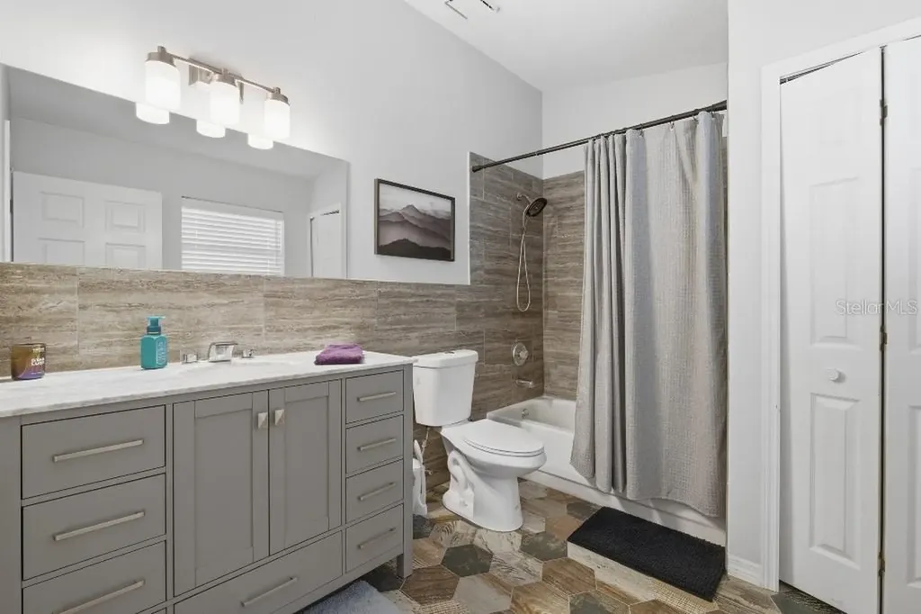 25130 Ensley Road Sorrento FL 32776