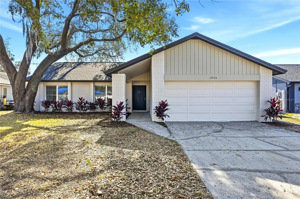 13926 Cherry Dale Lane Tampa FL 33618