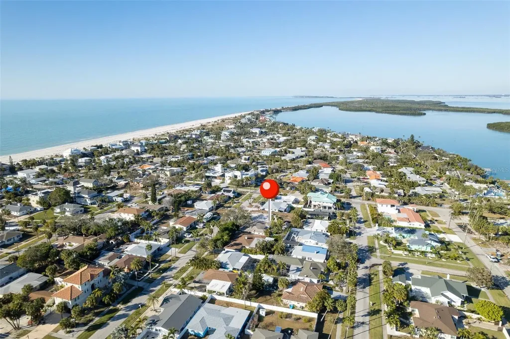 925 Lantana Avenue Clearwater Beach FL 33767