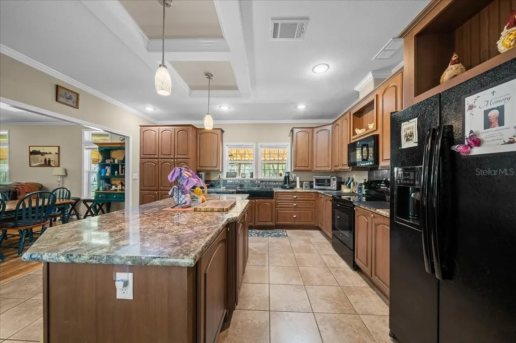 11831 SW Highway 484 Dunnellon FL 34432