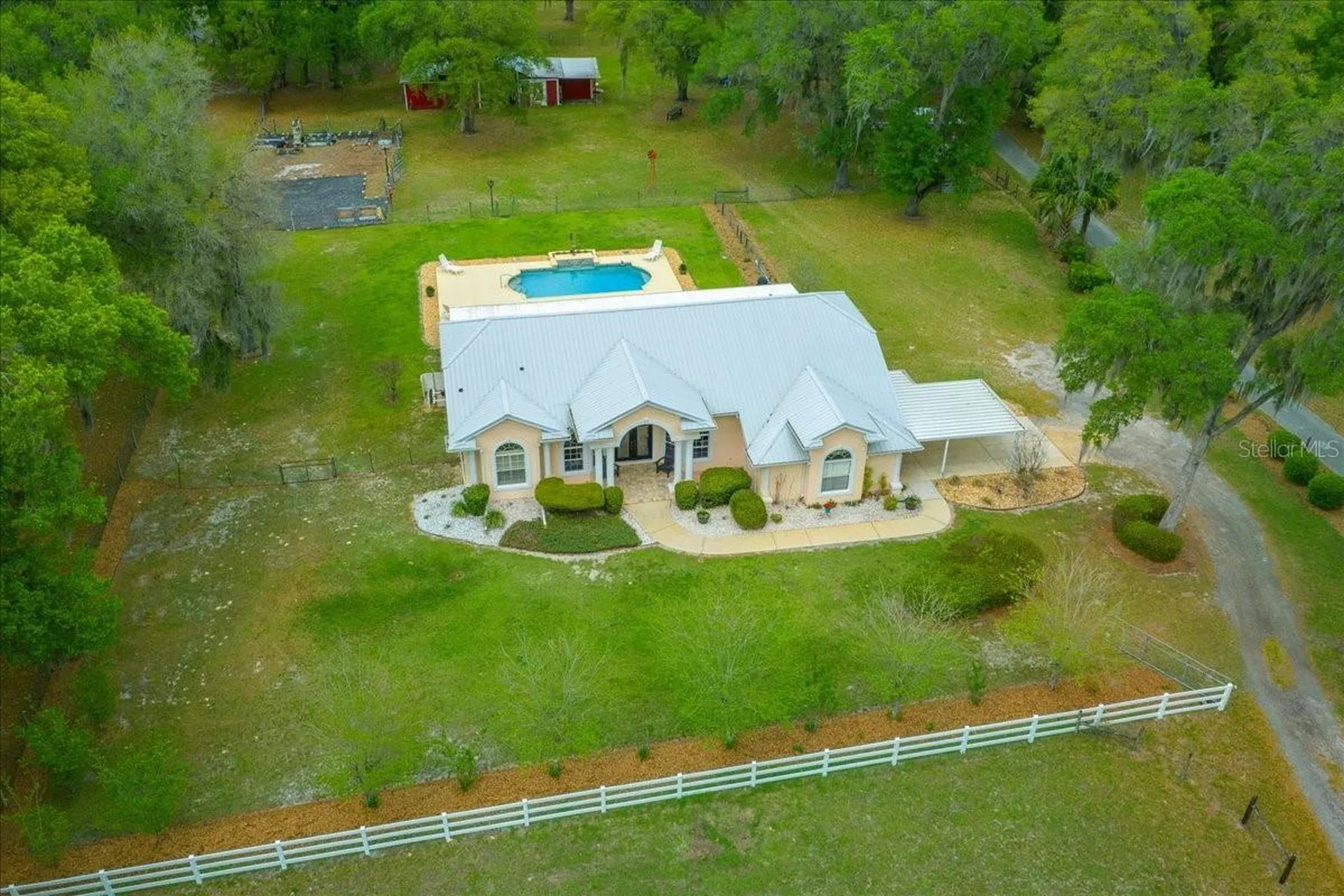 11831 SW Highway 484 Dunnellon FL 34432