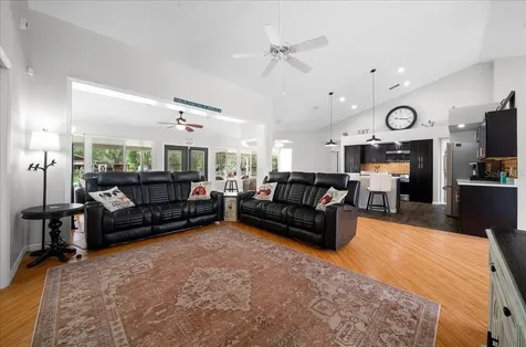 11831 SW Highway 484 Dunnellon FL 34432