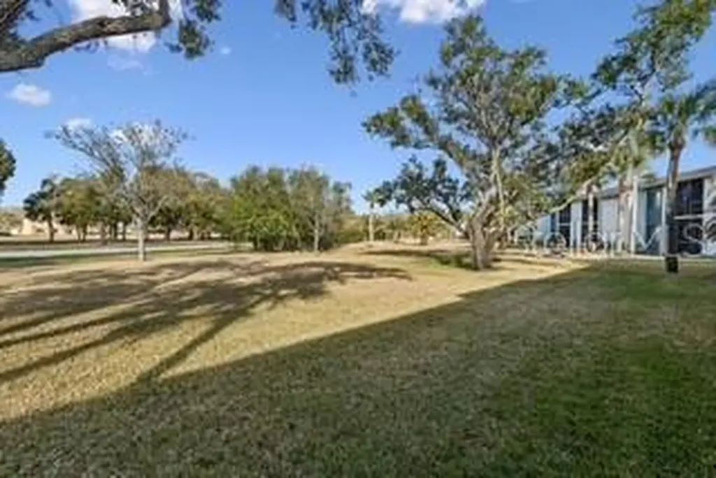 104 E Cypress Court Oldsmar FL 34677