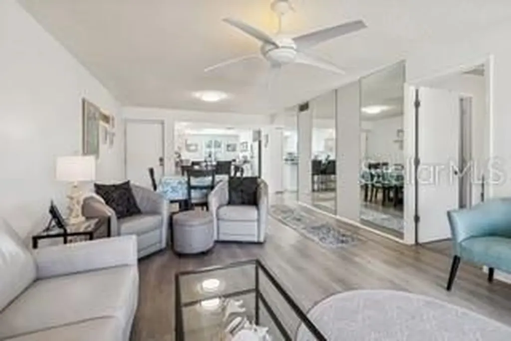 104 E Cypress Court Oldsmar FL 34677