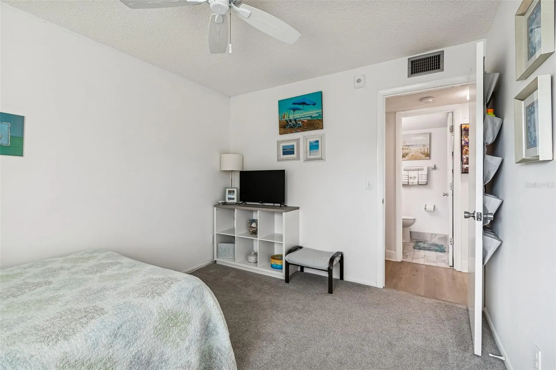 104 E Cypress Court Oldsmar FL 34677