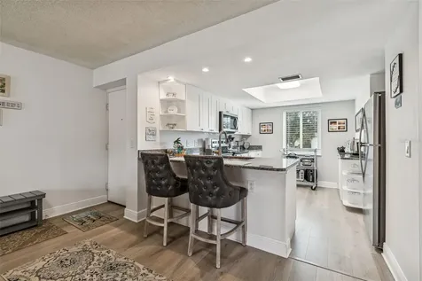 104 E Cypress Court Oldsmar FL 34677