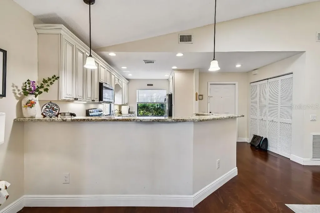 6609 Edgeworth Drive Orlando FL 32819
