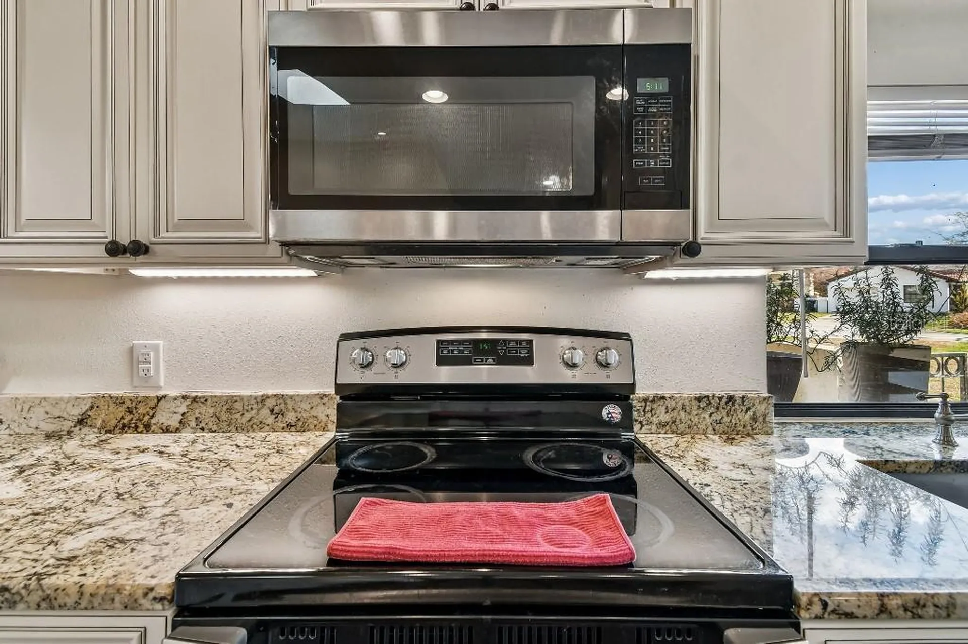 6609 Edgeworth Drive Orlando FL 32819