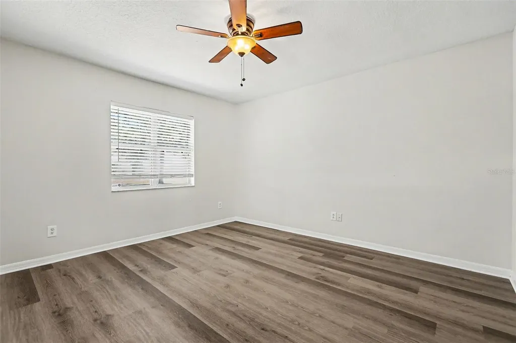 404 Vine Cliff Street Ruskin FL 33570