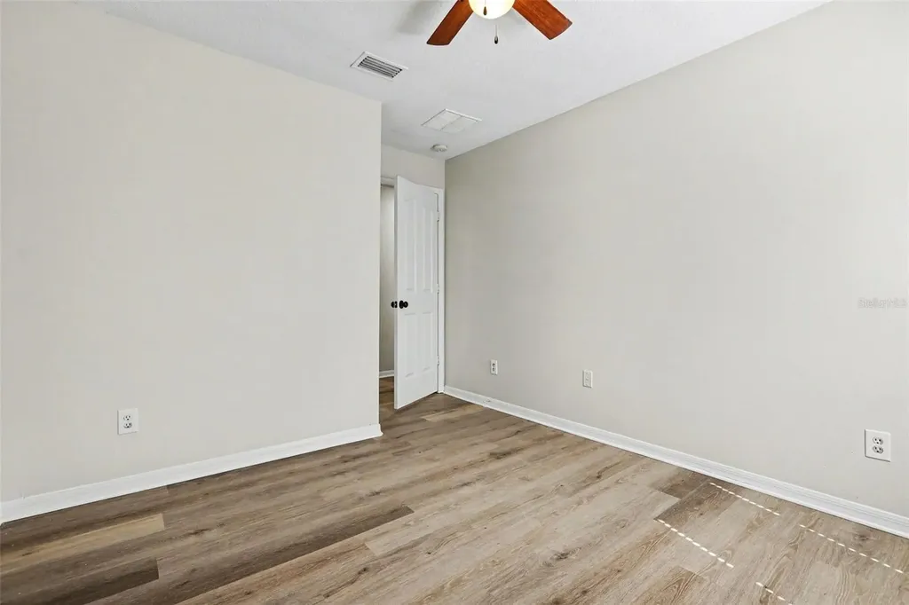 404 Vine Cliff Street Ruskin FL 33570