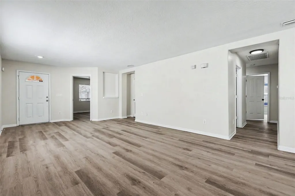 404 Vine Cliff Street Ruskin FL 33570