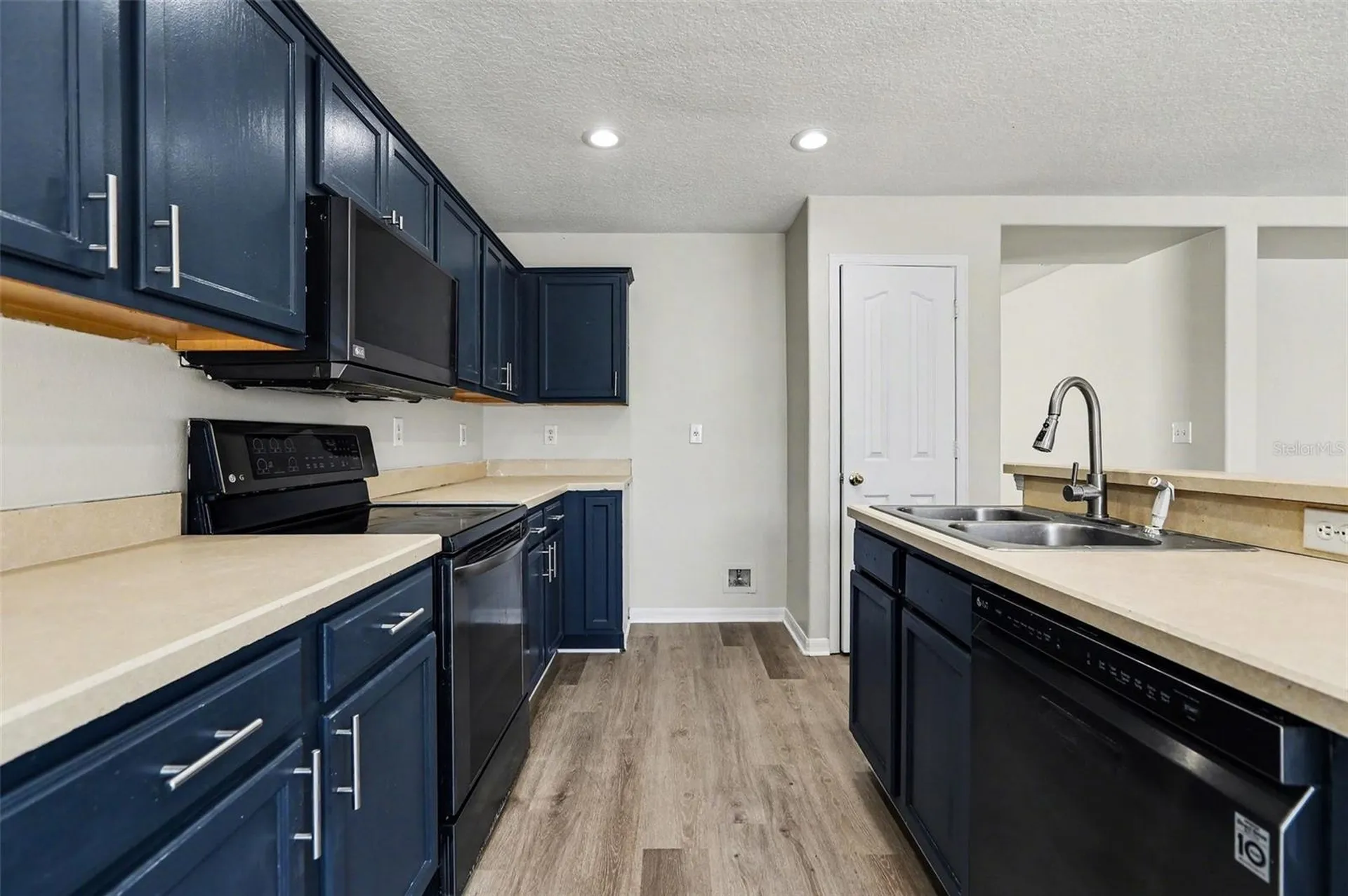 404 Vine Cliff Street Ruskin FL 33570