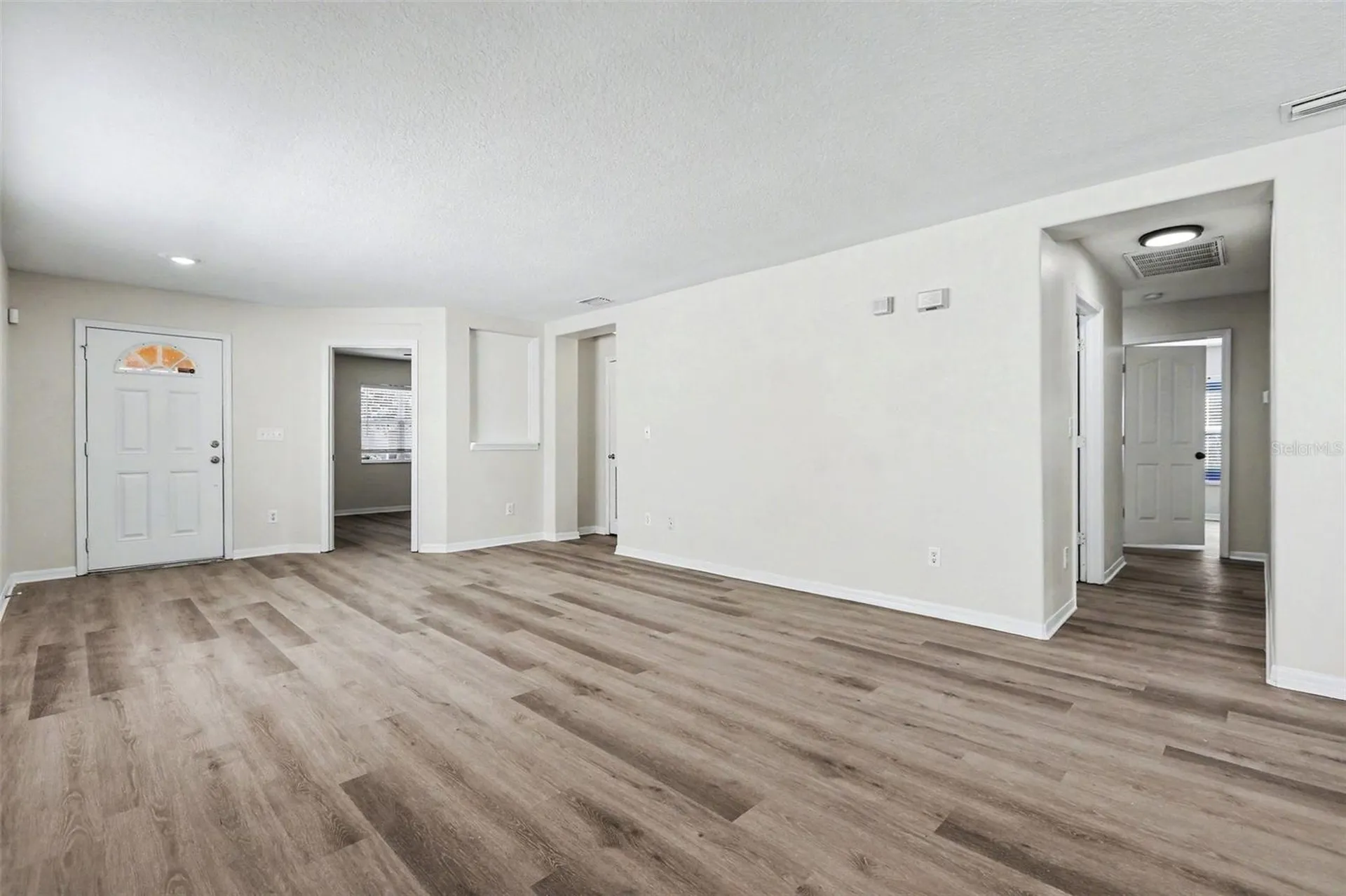 404 Vine Cliff Street Ruskin FL 33570