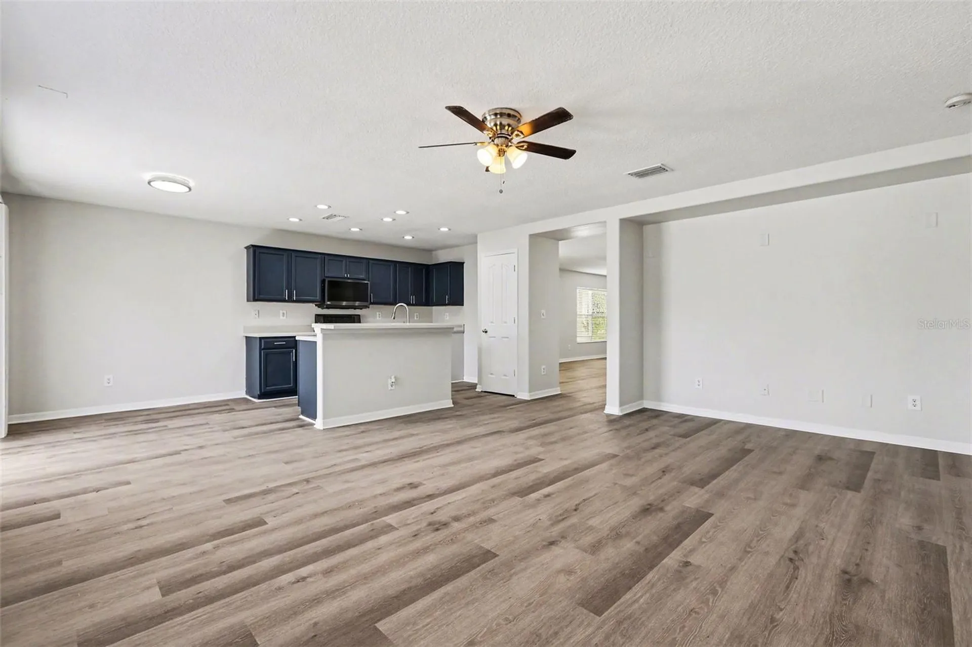 404 Vine Cliff Street Ruskin FL 33570