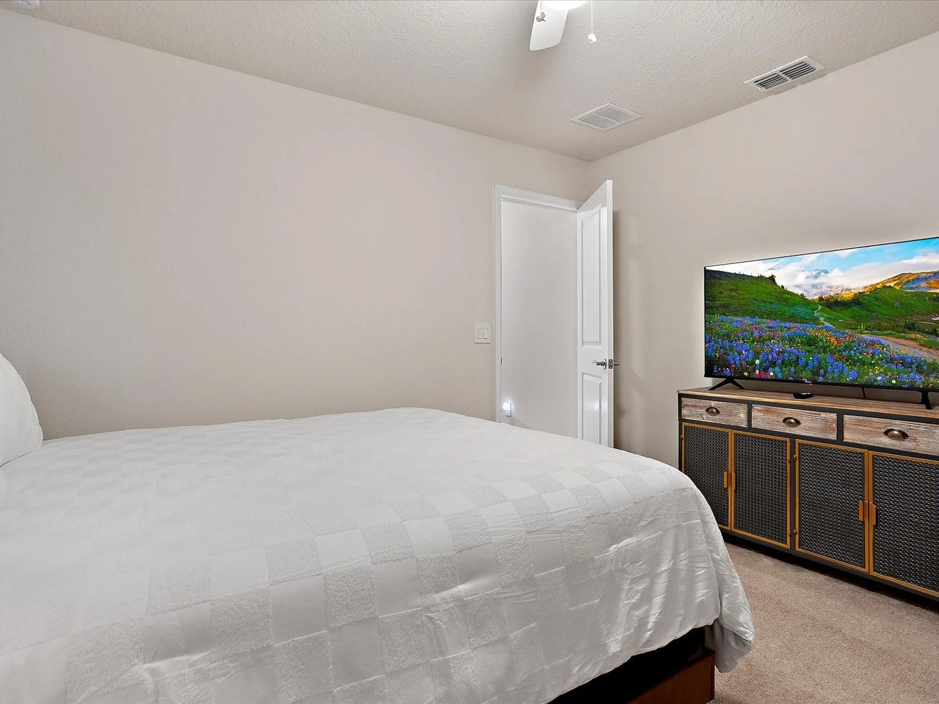 3835 Lana Avenue Davenport FL 33897