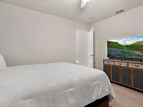 3835 Lana Avenue Davenport FL 33897