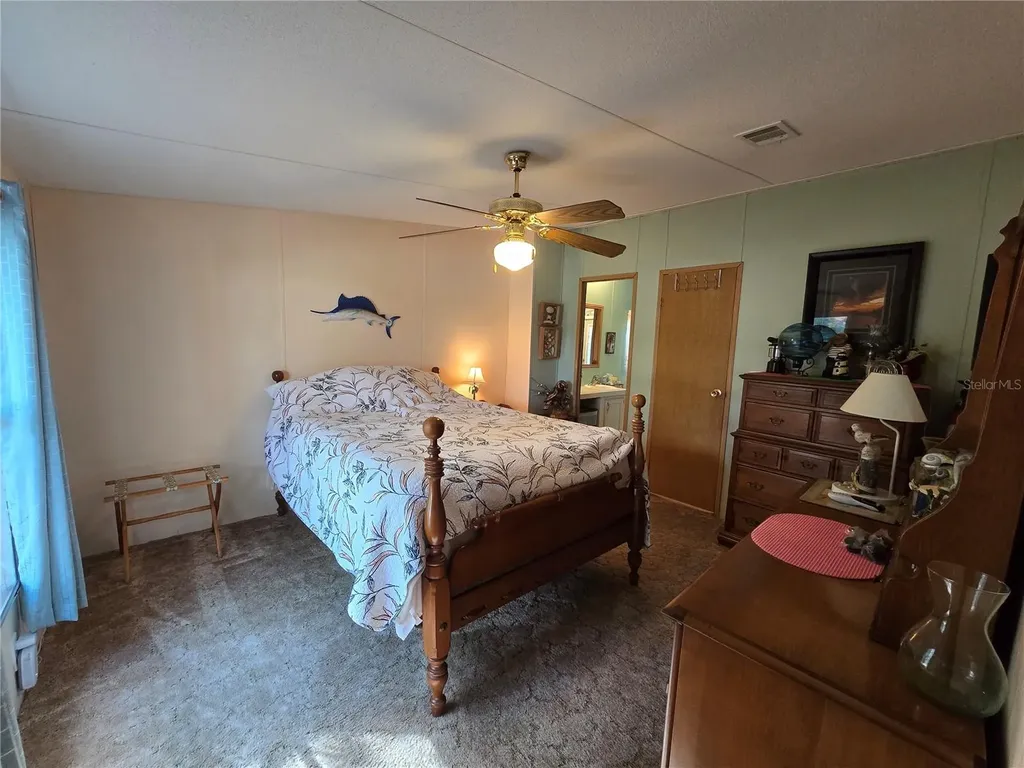 56449 Maple Road Astor FL 32102