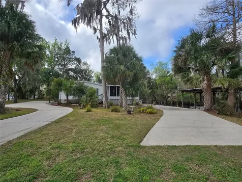 56449 Maple Road Astor FL 32102