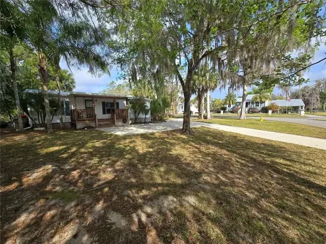56449 Maple Road Astor FL 32102