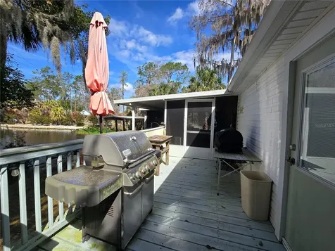 56449 Maple Road Astor FL 32102