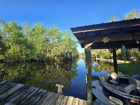 56449 Maple Road Astor FL 32102