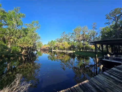 56449 Maple Road Astor FL 32102