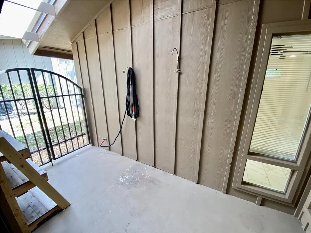 1305 Water Oak Way N Bradenton FL 34209