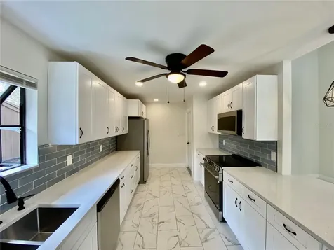 1305 Water Oak Way N Bradenton FL 34209