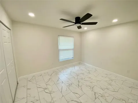 1305 Water Oak Way N Bradenton FL 34209
