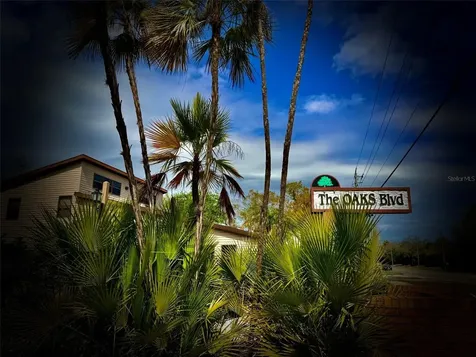 1305 Water Oak Way N Bradenton FL 34209