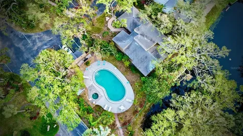 1305 Water Oak Way N Bradenton FL 34209