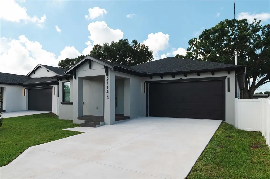 2714 W 1/2 Tampa Bay Boulevard Tampa FL 33607