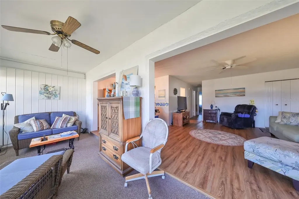 1901 Canterbury Lane Sun City Center FL 33573