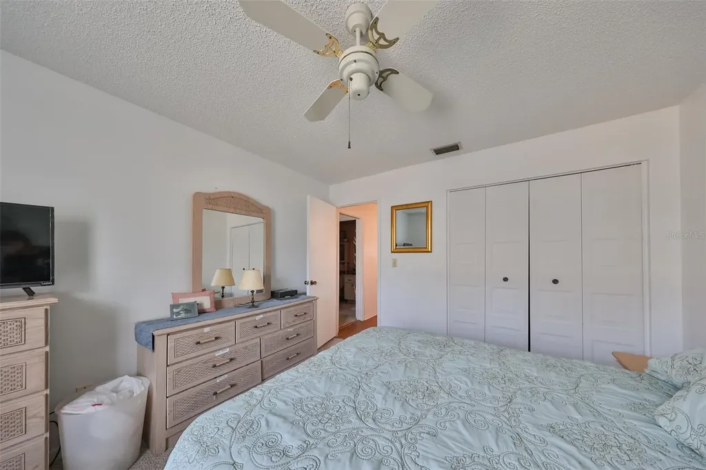 1901 Canterbury Lane Sun City Center FL 33573