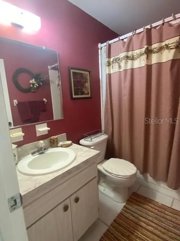 1901 Canterbury Lane Sun City Center FL 33573