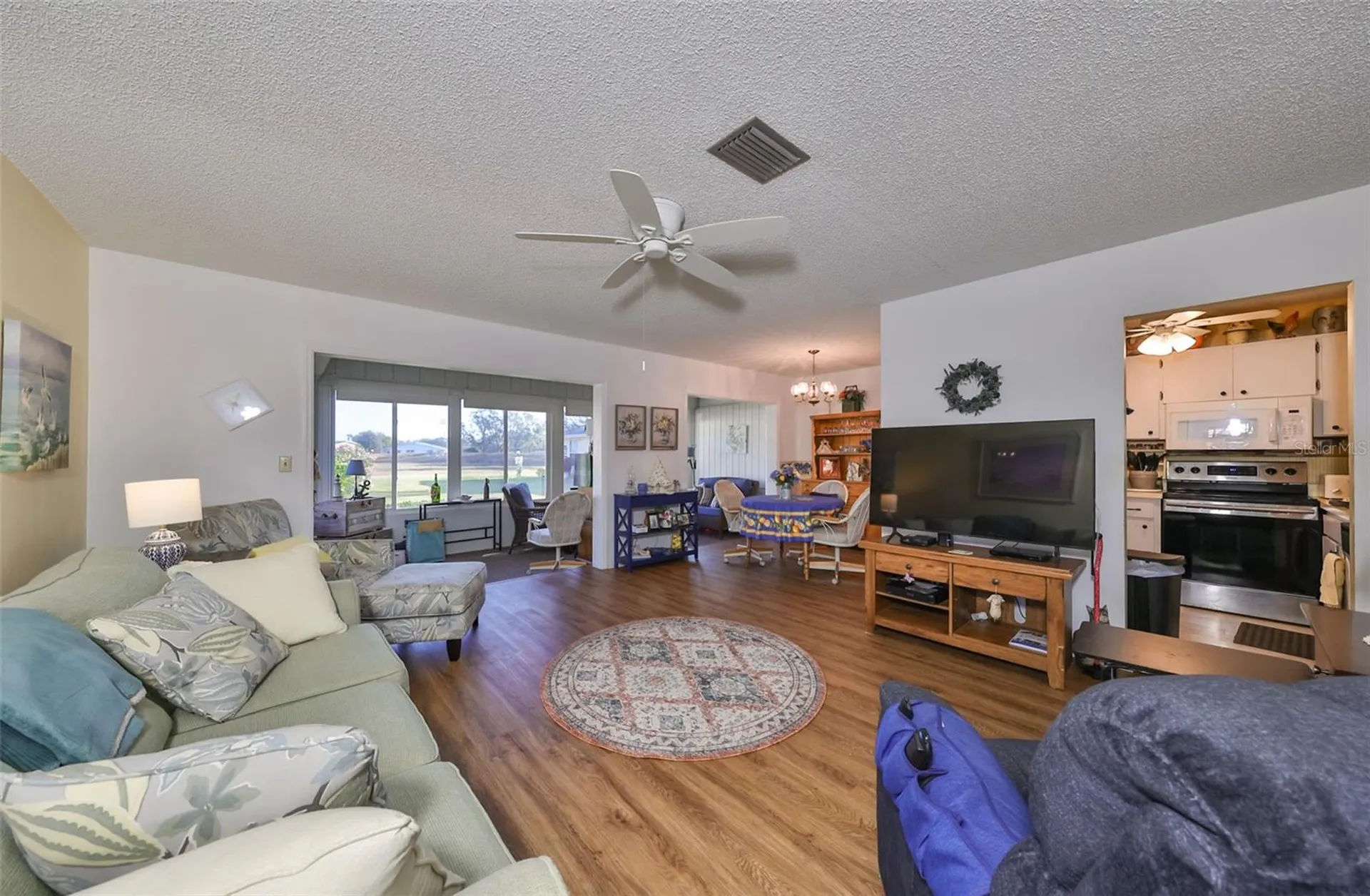 1901 Canterbury Lane Sun City Center FL 33573