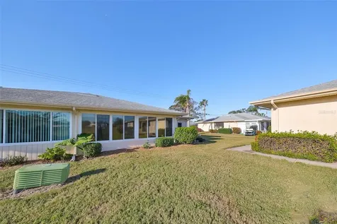 1901 Canterbury Lane Sun City Center FL 33573