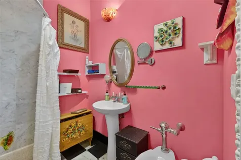 197 E Church Street Deland FL 32724