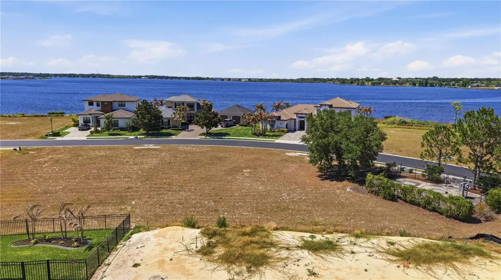 546 Adams View Lane Auburndale FL 33823