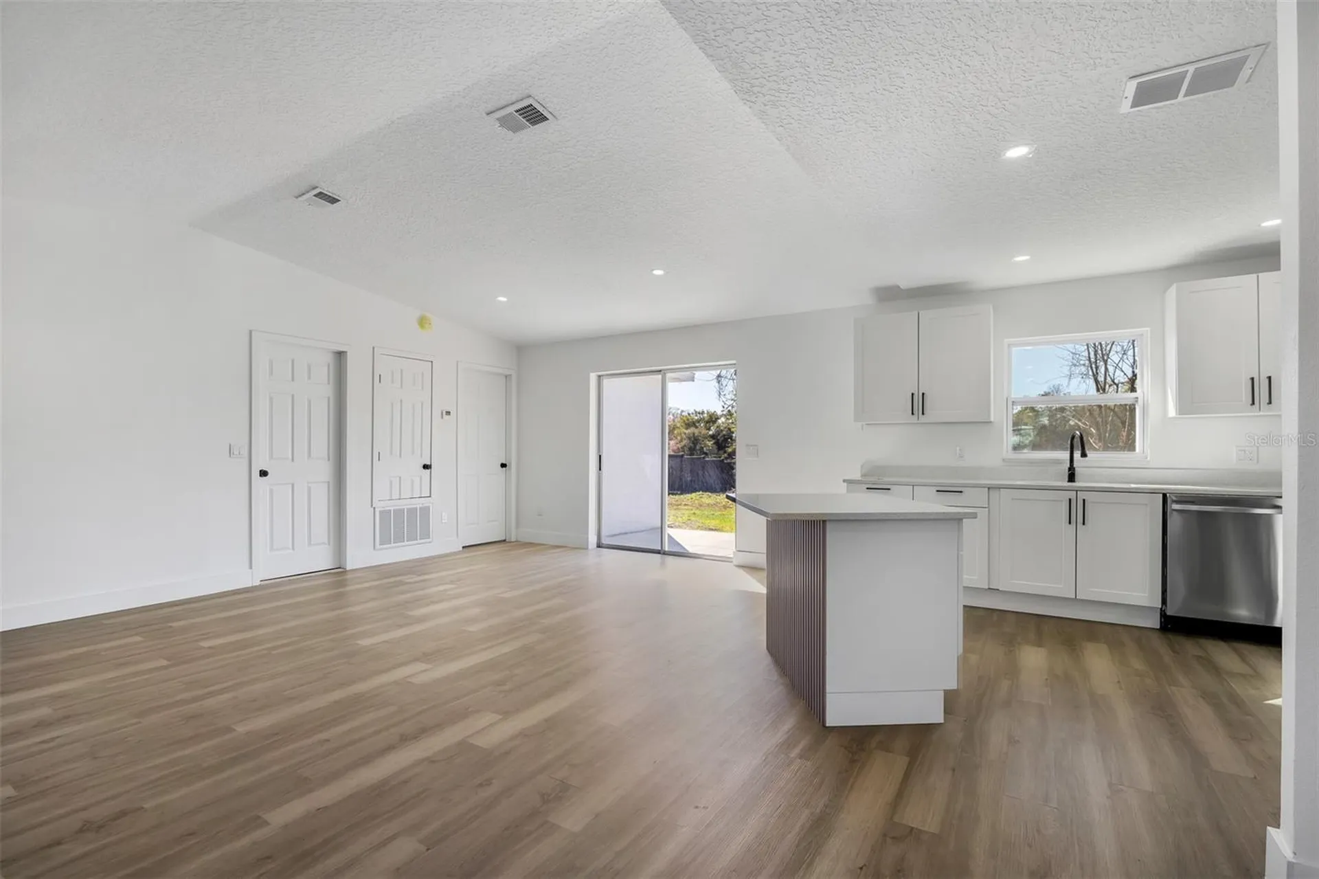 1350 Lake Asher Circle Apopka FL 32703