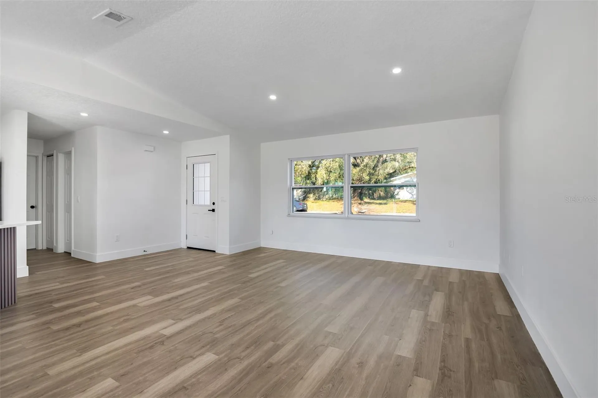 1350 Lake Asher Circle Apopka FL 32703