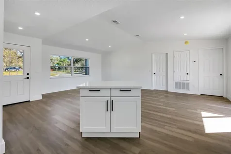 1350 Lake Asher Circle Apopka FL 32703