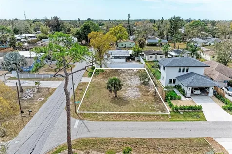 4004 Worcester Road Sarasota FL 34231