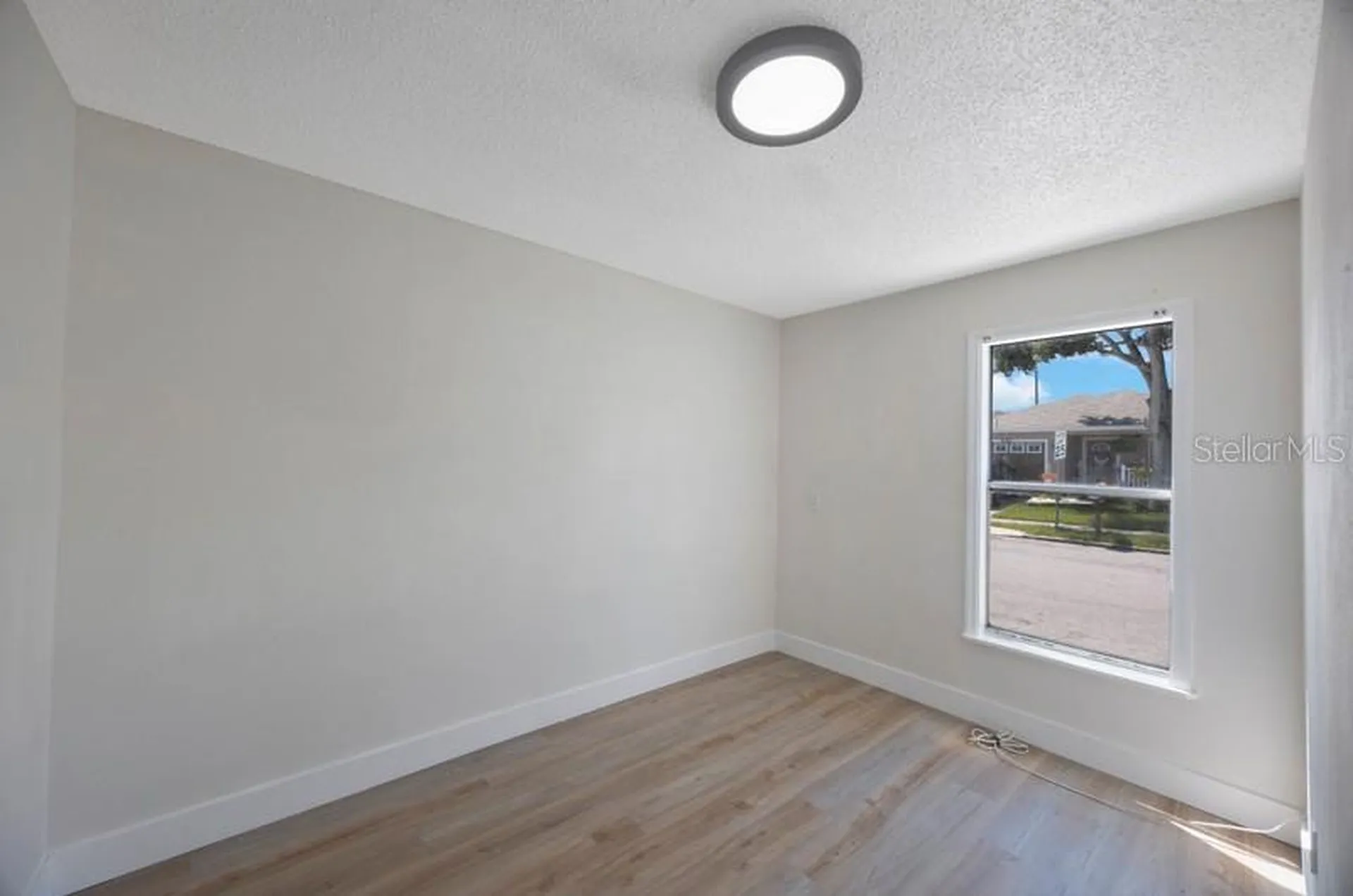 2753 53rd Avenue N St Petersburg FL 33714