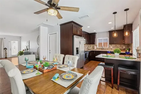 8541 75th Place Seminole FL 33777