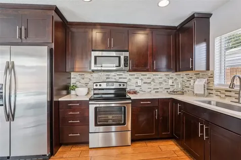 8541 75th Place Seminole FL 33777