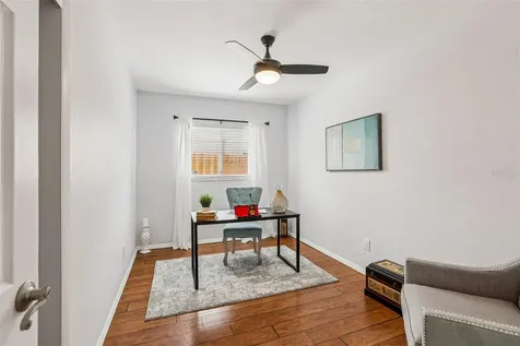 8541 75th Place Seminole FL 33777